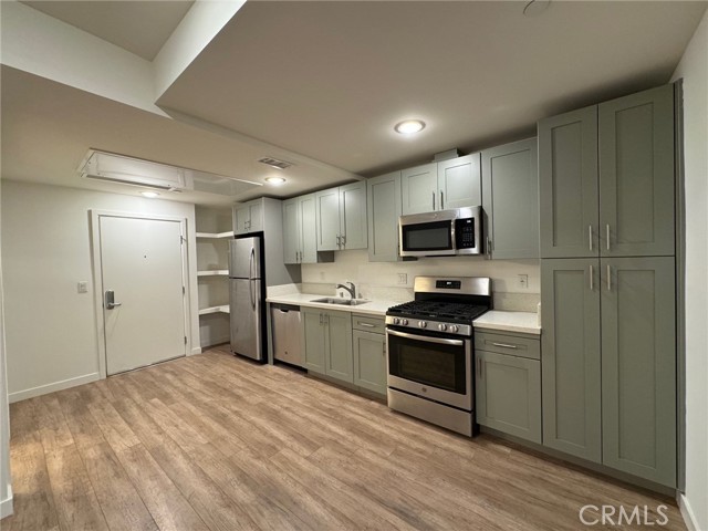 Detail Gallery Image 9 of 19 For 1025 S Berendo St #405,  Los Angeles,  CA 90006 - 0 Beds | 1 Baths