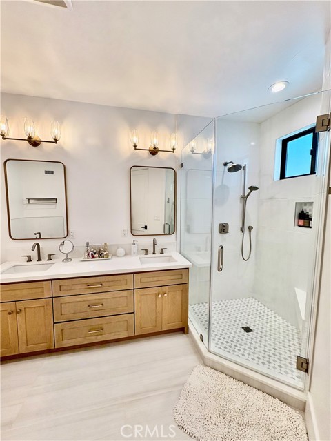 Detail Gallery Image 24 of 43 For 2621 Gates Ave #B,  Redondo Beach,  CA 90278 - 4 Beds | 3 Baths