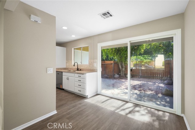 6590 Marquette Street, Moorpark CA: https://media.crmls.org/medias/30be6e49-d556-4c9d-af82-1387f0c56f99.jpg