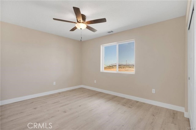 10628 Pauhaska Road, Apple Valley CA: https://media.crmls.org/medias/30be9cc7-69d6-41a5-bfd9-a99610ce6301.jpg