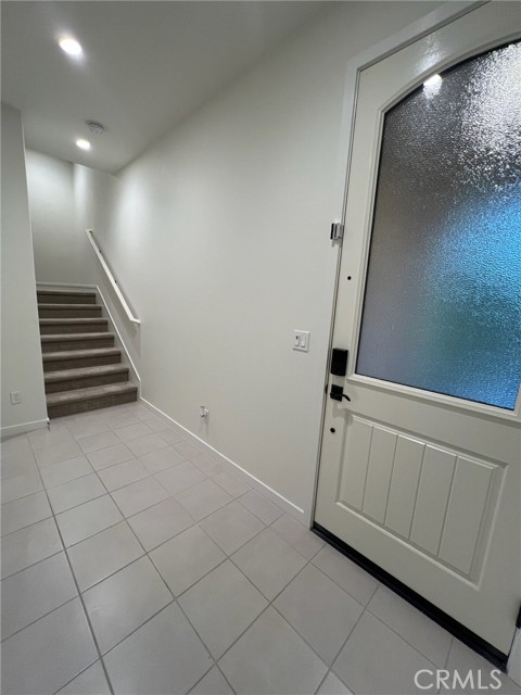 Detail Gallery Image 3 of 27 For 120 Trailing Comet, Irvine,  CA 92618 - 2 Beds | 2/1 Baths