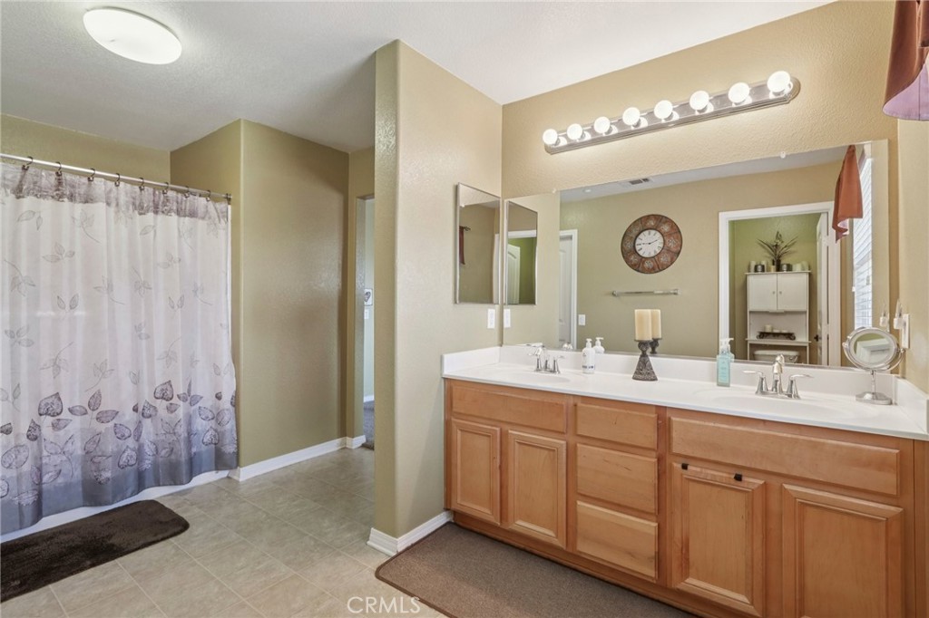 MLS #IV25241412 image #17