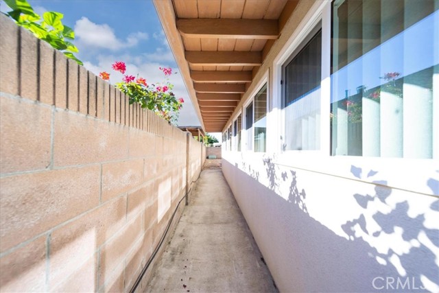 1561 Sandlewood Drive, Hemet CA: https://media.crmls.org/medias/30c0efb7-9a1c-40e2-894a-bcf95e9dd1ff.jpg