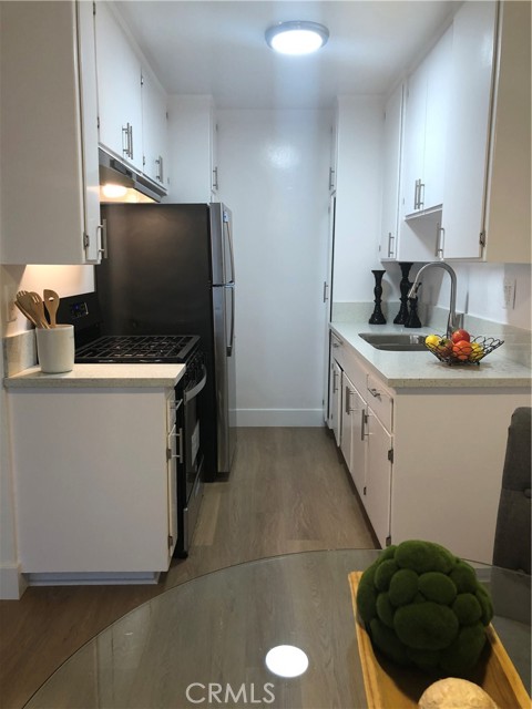 3337 S Durango Avenue, Los Angeles CA: https://media.crmls.org/medias/30c21e58-fa74-4fa4-a1f0-8b18bfebc44d.jpg