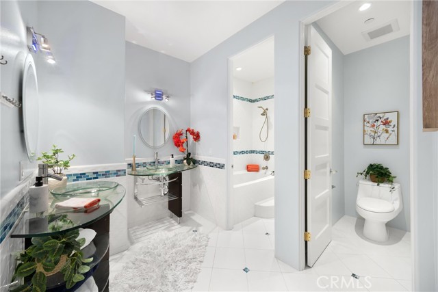 Image 35 of 74 For 10320 Snowdrop Road