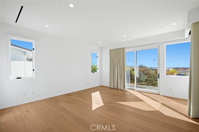 Detail Gallery Image 15 of 34 For 4607 Dorchester Rd, Corona Del Mar,  CA 92625 - 4 Beds | 4/1 Baths