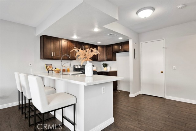 12951 Royal Palm Cir, Chino CA: https://media.crmls.org/medias/30c35f22-3d6a-47be-8275-4c4a7a4a6766.jpg