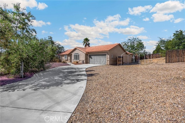 Detail Gallery Image 4 of 52 For 13554 2nd Ave, Victorville,  CA 92395 - 4 Beds | 2 Baths