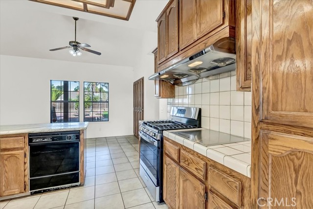 Detail Gallery Image 30 of 53 For 1219 University Ave, Hanford,  CA 93230 - 3 Beds | 2 Baths