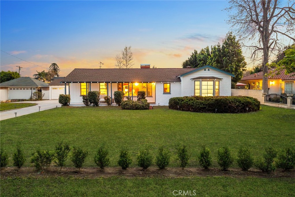 120 W Longden Avenue