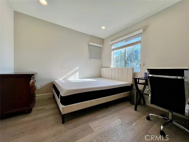 Detail Gallery Image 16 of 21 For 21 New Jersey, Irvine,  CA 92606 - 5 Beds | 3 Baths