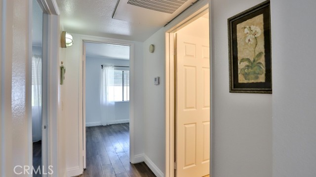 Detail Gallery Image 21 of 46 For 12591 Westminster Ave #210,  Garden Grove,  CA 92843 - 2 Beds | 2 Baths