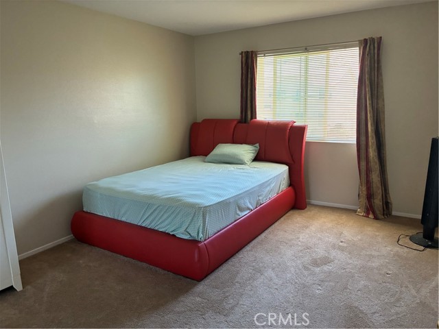 Detail Gallery Image 8 of 10 For 26906 Nucia Dr, Moreno Valley,  CA 92555 - 5 Beds | 3 Baths