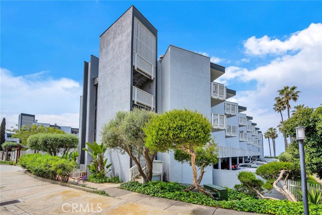 Detail Gallery Image 21 of 21 For 630 the Village #104,  Redondo Beach,  CA 90277 - 1 Beds | 1 Baths