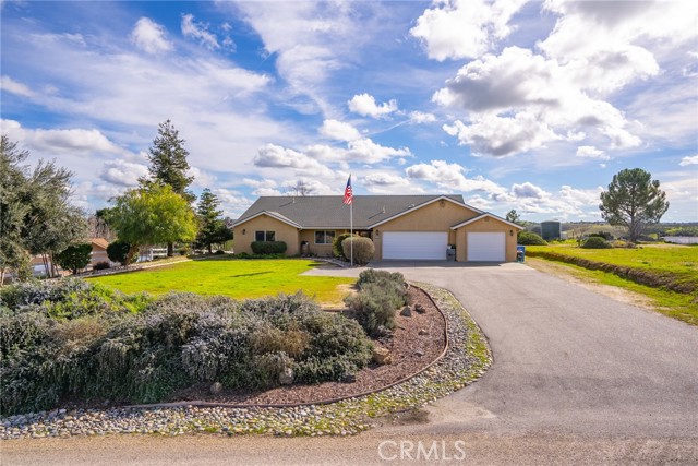 5690 Reindeer Place, Paso Robles, CA 