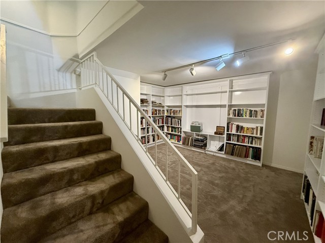 Detail Gallery Image 9 of 19 For 1937 Euclid, Santa Monica,  CA 90404 - 2 Beds | 3/1 Baths