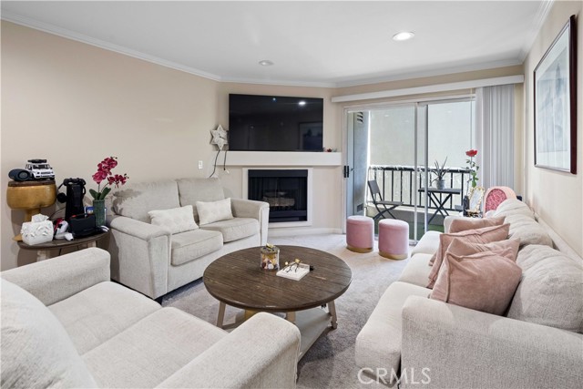 Detail Gallery Image 9 of 32 For 5510 Owensmouth Ave #218,  Woodland Hills,  CA 91367 - 1 Beds | 1 Baths