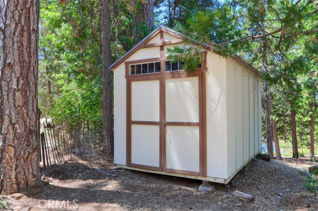 5621 Ponderosa Court, Mariposa CA: https://media.crmls.org/medias/30c99f32-769a-4ac5-a436-cd171ee4483d.jpg