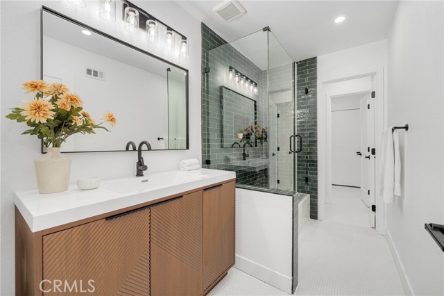 Detail Gallery Image 23 of 33 For 4401 E Fernwood, Orange,  CA 92869 - 4 Beds | 2 Baths
