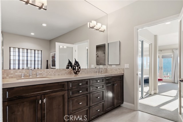 Detail Gallery Image 15 of 44 For 7343 Rutherford Hill, West Hills,  CA 91307 - 5 Beds | 5 Baths