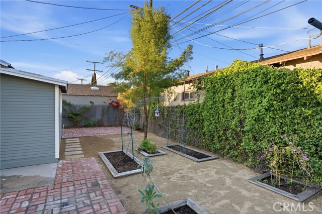 Image 45 of 50 For 3327 Hollydale Dr.