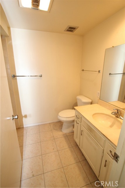 Detail Gallery Image 10 of 18 For 2016 via Mariposa West #UNIT N,  Laguna Woods,  CA 92637 - 2 Beds | 2 Baths