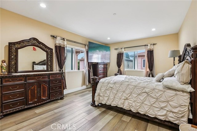 Detail Gallery Image 26 of 34 For 204 E 121st, Los Angeles,  CA 90061 - 5 Beds | 4 Baths