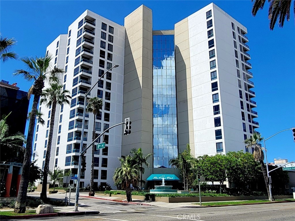 1310 E Ocean #905