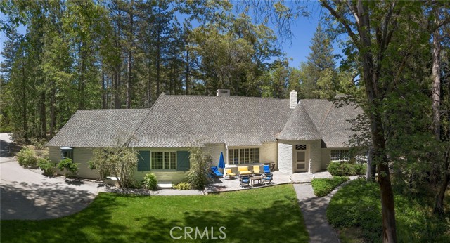 Detail Gallery Image 19 of 75 For 28641 North Shore Rd, Lake Arrowhead,  CA 92352 - 14 Beds | 11/1 Baths