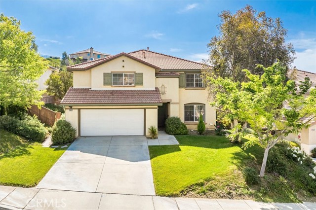 Detail Gallery Image 1 of 33 For 28652 Deer Springs Dr, Saugus,  CA 91390 - 5 Beds | 2/1 Baths