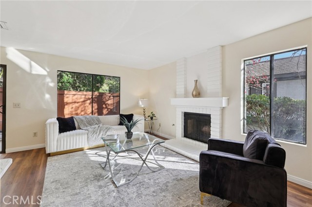 Detail Gallery Image 5 of 42 For 3443 Reynard Way a,  San Diego,  CA 92103 - 2 Beds | 2/1 Baths