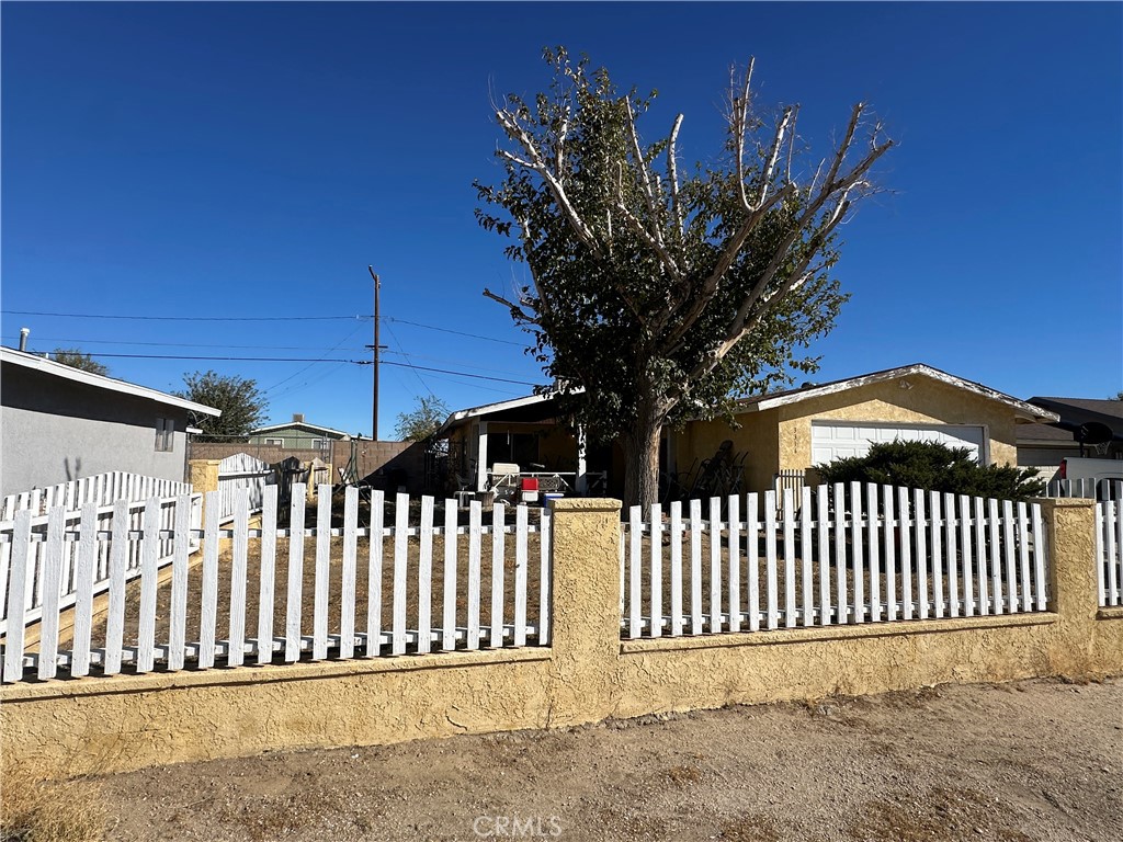 30Cf1Ee8 85Bd 4170 85Ab 6Fb84A8F61C6 3316 Roxbury Street, Rosamond, Ca 93560 &Lt;Span Style='BackgroundColor:transparent;Padding:0Px;'&Gt; &Lt;Small&Gt; &Lt;I&Gt; &Lt;/I&Gt; &Lt;/Small&Gt;&Lt;/Span&Gt;