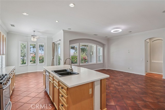 9302 Reserve Drive, Corona CA: https://media.crmls.org/medias/30cf2833-4125-4b85-a1f9-c7f7b08d0217.jpg