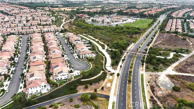 Detail Gallery Image 47 of 49 For 113 Wanderer, Irvine,  CA 92618 - 4 Beds | 4/1 Baths