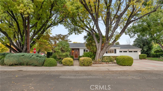 Detail Gallery Image 1 of 40 For 828 Bryant Ave, Chico,  CA 95926 - 3 Beds | 2 Baths