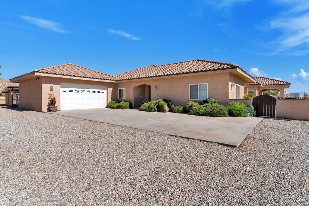 Detail Gallery Image 22 of 33 For 52775 Pipes Canyon Rd, Pioneertown,  CA 92268 - 3 Beds | 2/1 Baths