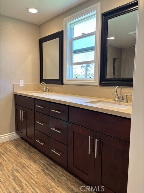 Detail Gallery Image 18 of 23 For 1821 Pitcairn Dr, Costa Mesa,  CA 92626 - 4 Beds | 3 Baths