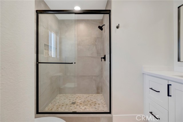 Detail Gallery Image 19 of 44 For 209 13th St #D,  Huntington Beach,  CA 92648 - 2 Beds | 2 Baths