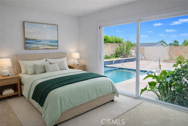 Detail Gallery Image 5 of 10 For 3233 Michigan, Costa Mesa,  CA 92626 - 4 Beds | 2 Baths