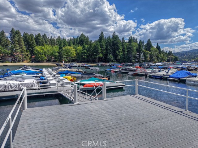 0 North Bay, Lake Arrowhead CA: https://media.crmls.org/medias/30d2517b-7002-4e65-b1df-56b34beb7558.jpg