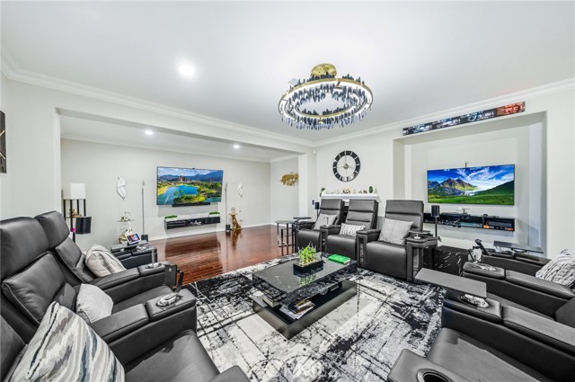 Detail Gallery Image 19 of 74 For 35409 Summerholly Ln, Murrieta,  CA 92563 - 6 Beds | 4/1 Baths