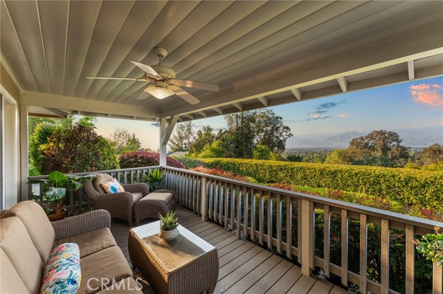 1215 Mira Monte Drive, Redlands CA: https://media.crmls.org/medias/30d3926e-38b6-4631-ba6c-40d84eed8e15.jpg