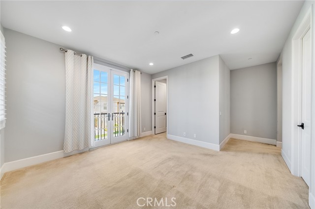 Detail Gallery Image 31 of 45 For 212 Parkwood, Irvine,  CA 92620 - 4 Beds | 4/1 Baths