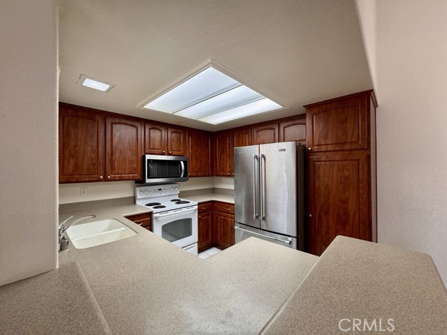Detail Gallery Image 10 of 31 For 42140 Lyndie Ln #24,  Temecula,  CA 92591 - 2 Beds | 2 Baths