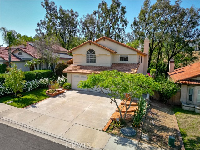 Detail Gallery Image 4 of 59 For 23959 Creekwood Dr, Moreno Valley,  CA 92557 - 4 Beds | 2/1 Baths