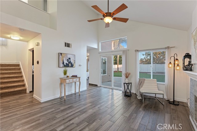 Detail Gallery Image 5 of 32 For 31849 Corte Priego, Temecula,  CA 92592 - 3 Beds | 2/1 Baths