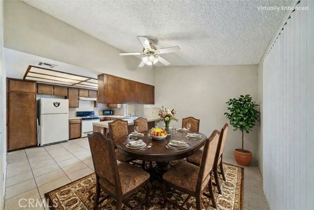 Detail Gallery Image 17 of 53 For 6959 Grove, Highland,  CA 92346 - 3 Beds | 2 Baths