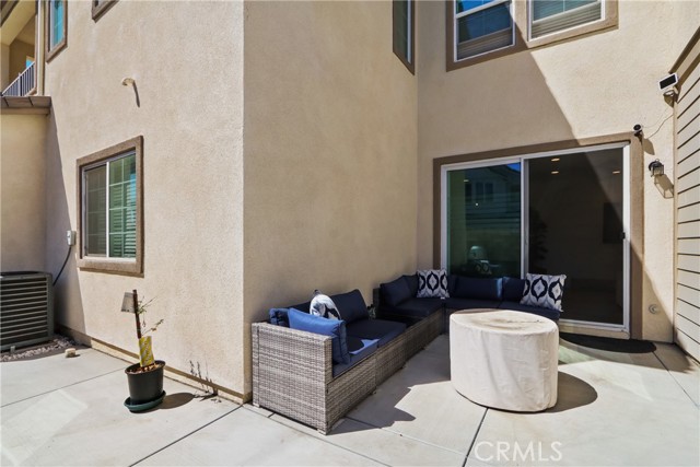 14996 Cavetto Ln, Fontana, CA 92336 photo 3