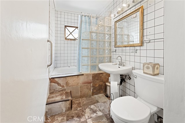 Detail Gallery Image 27 of 32 For 317 Walnut St, Costa Mesa,  CA 92627 - 4 Beds | 2 Baths