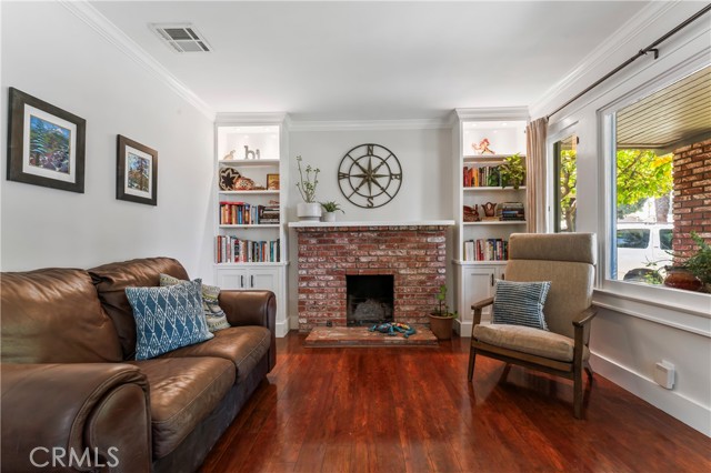 Detail Gallery Image 7 of 40 For 3909 Oakwood Pl, Riverside,  CA 92506 - 4 Beds | 3 Baths